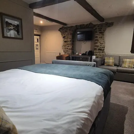 The Snooty Fox Pub 柯比朗斯代尔